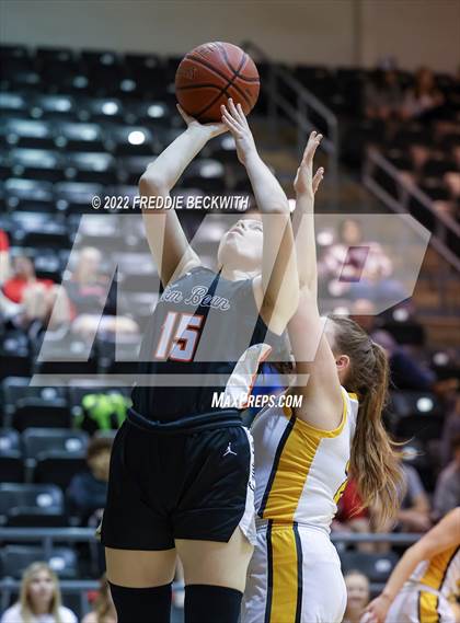 Thumbnail 1 in Tom Bean vs. Era (UIL 2A D2  Bi-District) photogallery.