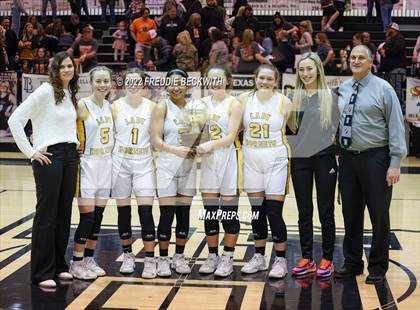 Thumbnail 3 in Tom Bean vs. Era (UIL 2A D2  Bi-District) photogallery.