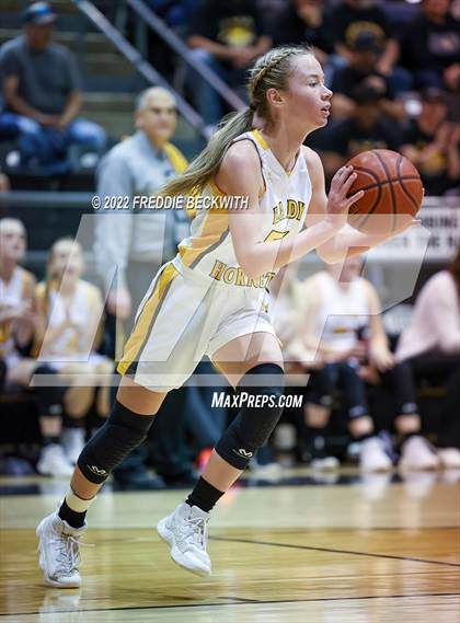 Thumbnail 3 in Tom Bean vs. Era (UIL 2A D2  Bi-District) photogallery.