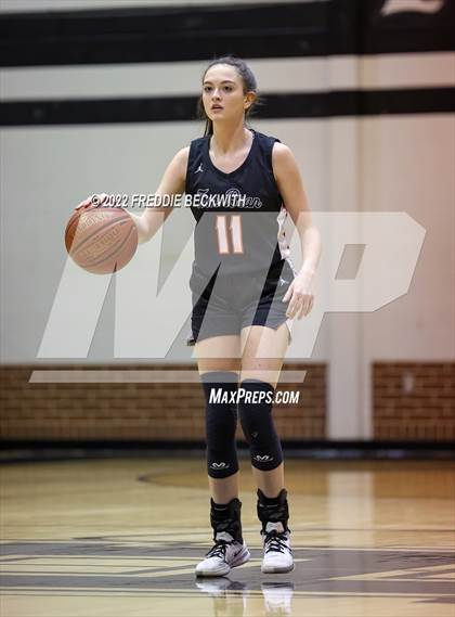 Thumbnail 1 in Tom Bean vs. Era (UIL 2A D2  Bi-District) photogallery.