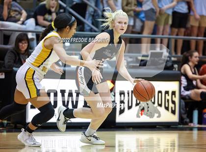 Thumbnail 3 in Tom Bean vs. Era (UIL 2A D2  Bi-District) photogallery.