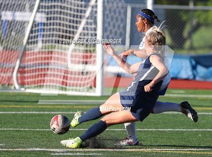 Thumbnail 2 in Broomfield vs. Columbine (CHSAA 5A Quarterfinal) photogallery.