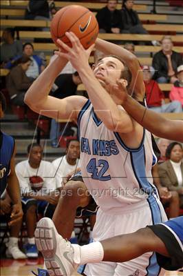 Thumbnail 3 in Corona del Mar vs. Gahr (Nike Extravaganza) photogallery.