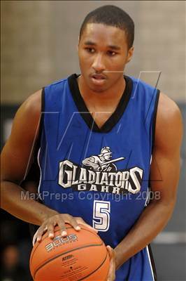 Thumbnail 3 in Corona del Mar vs. Gahr (Nike Extravaganza) photogallery.