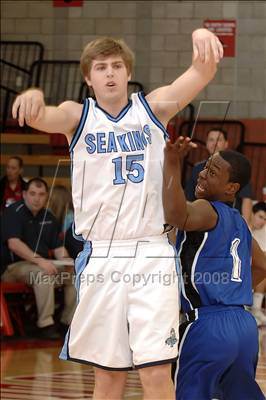 Thumbnail 1 in Corona del Mar vs. Gahr (Nike Extravaganza) photogallery.