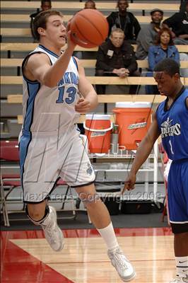 Thumbnail 3 in Corona del Mar vs. Gahr (Nike Extravaganza) photogallery.