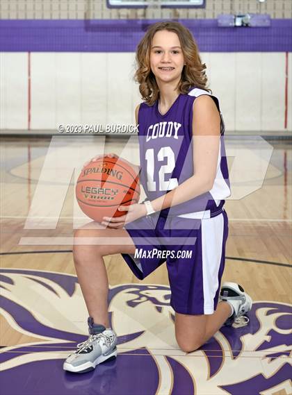 Thumbnail 3 in Coudersport Girls Jr. High Team Photos photogallery.