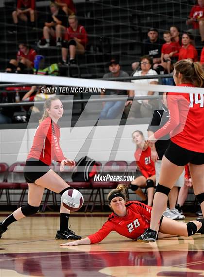 Thumbnail 3 in Episcopal vs Rose Bud photogallery.