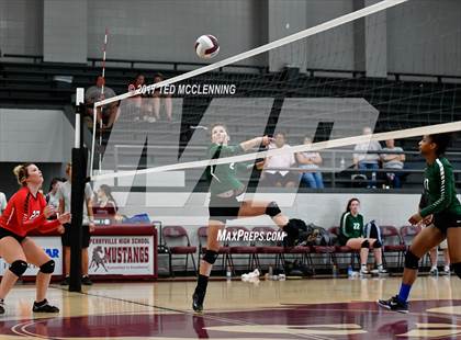 Thumbnail 2 in Episcopal vs Rose Bud photogallery.