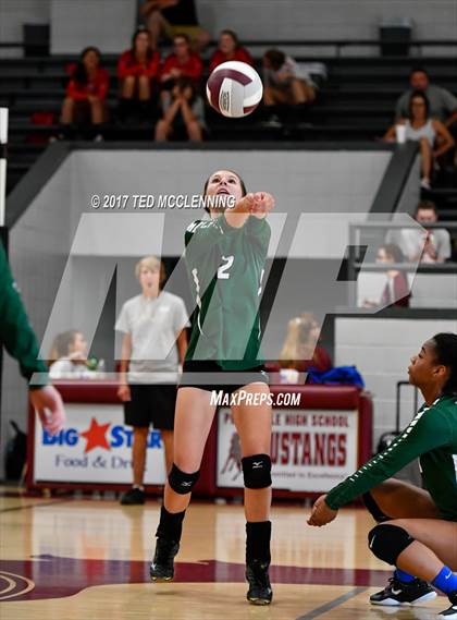 Thumbnail 2 in Episcopal vs Rose Bud photogallery.