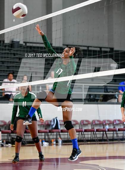 Thumbnail 3 in Episcopal vs Rose Bud photogallery.