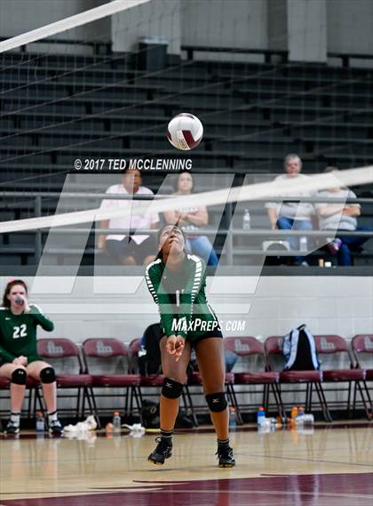 Thumbnail 2 in Episcopal vs Rose Bud photogallery.