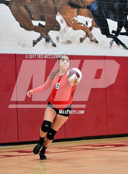 Thumbnail 1 in Episcopal vs Rose Bud photogallery.