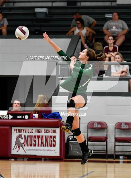 Thumbnail 1 in Episcopal vs Rose Bud photogallery.