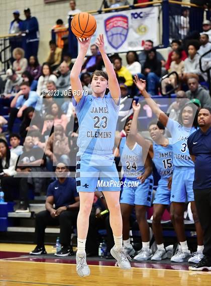 Thumbnail 2 in Mae Jemison vs. James Clemens photogallery.