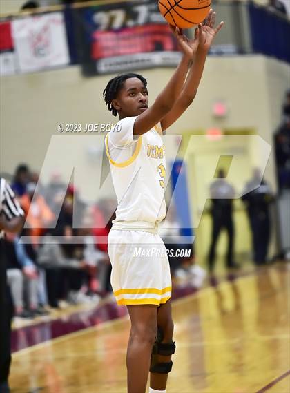 Thumbnail 3 in Mae Jemison vs. James Clemens photogallery.