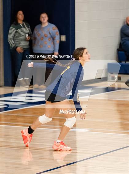 Thumbnail 1 in Montoursville @ Central Columbia photogallery.