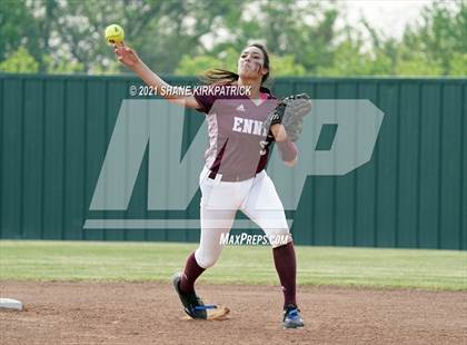 Thumbnail 3 in Ennis @ Red Oak photogallery.