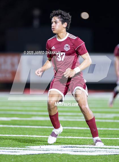 Thumbnail 2 in Vandebilt Catholic vs. E.D. White(LHSAA DIVISION III Regional Playoff) photogallery.
