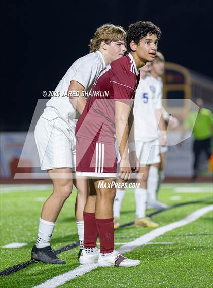 Thumbnail 1 in Vandebilt Catholic vs. E.D. White(LHSAA DIVISION III Regional Playoff) photogallery.