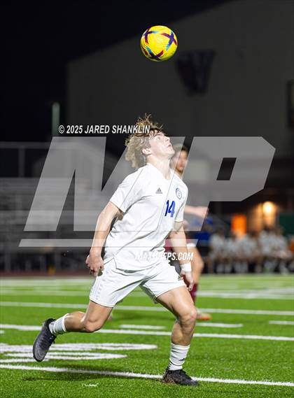 Thumbnail 1 in Vandebilt Catholic vs. E.D. White(LHSAA DIVISION III Regional Playoff) photogallery.