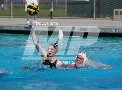 Thumbnail 3 in Sacred Heart Prep vs Clovis (Arroyo Grande Fall Classic) photogallery.