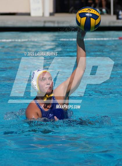 Thumbnail 2 in Sacred Heart Prep vs Clovis (Arroyo Grande Fall Classic) photogallery.