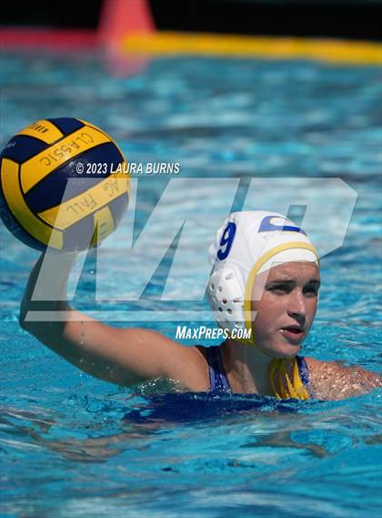 Thumbnail 2 in Sacred Heart Prep vs Clovis (Arroyo Grande Fall Classic) photogallery.
