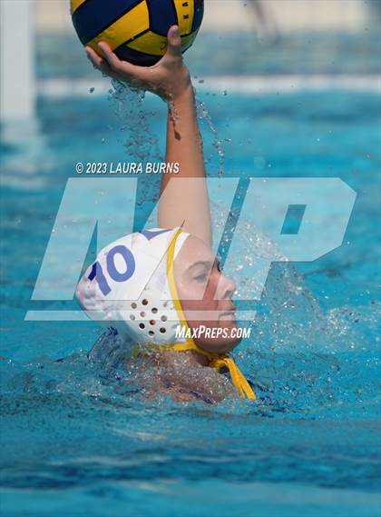 Thumbnail 1 in Sacred Heart Prep vs Clovis (Arroyo Grande Fall Classic) photogallery.