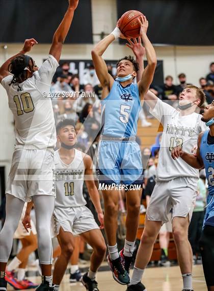 Thumbnail 3 in Valley Christian vs Archbishop Mitty (Open Division Championships) photogallery.