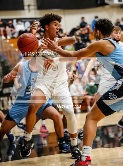 Thumbnail 3 in Valley Christian vs Archbishop Mitty (Open Division Championships) photogallery.