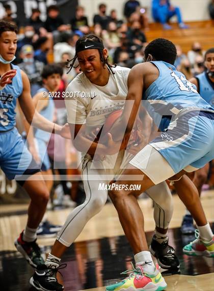 Thumbnail 3 in Valley Christian vs Archbishop Mitty (Open Division Championships) photogallery.