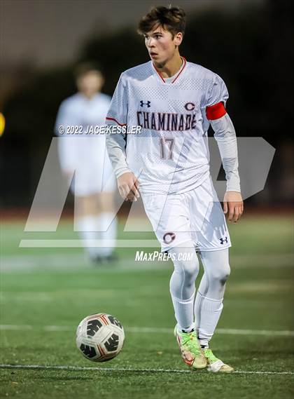 Thumbnail 2 in Chaminade @ Crespi photogallery.