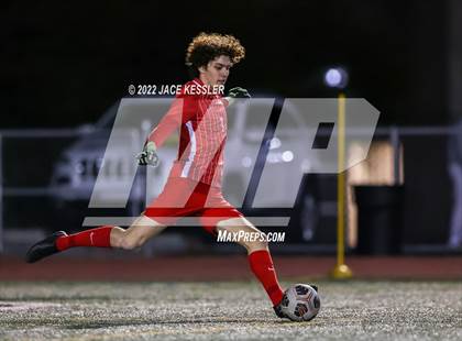 Thumbnail 2 in Chaminade @ Crespi photogallery.