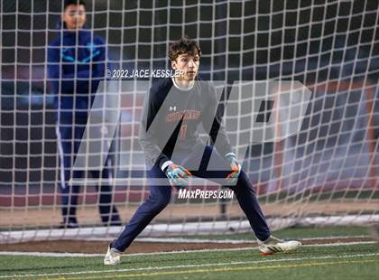 Thumbnail 2 in Chaminade @ Crespi photogallery.
