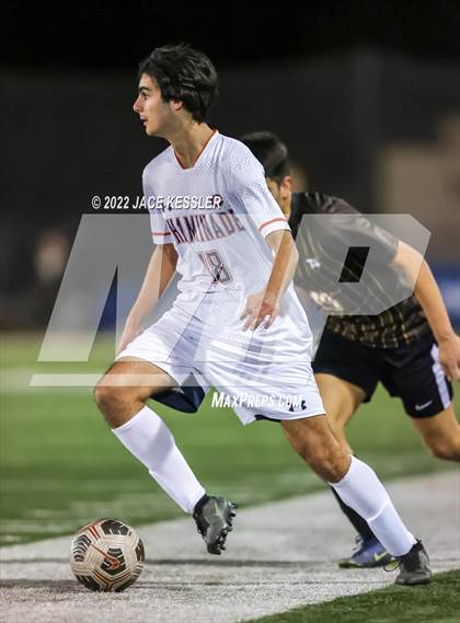 Thumbnail 2 in Chaminade @ Crespi photogallery.