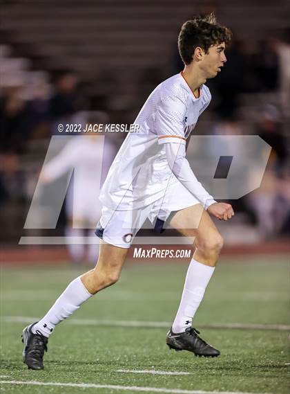 Thumbnail 2 in Chaminade @ Crespi photogallery.