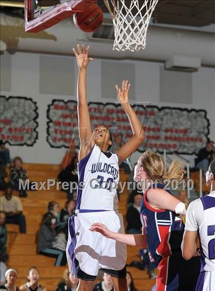 Thumbnail 2 in Pleasant Grove vs. Franklin (CIF SJS D1 Playoffs) photogallery.