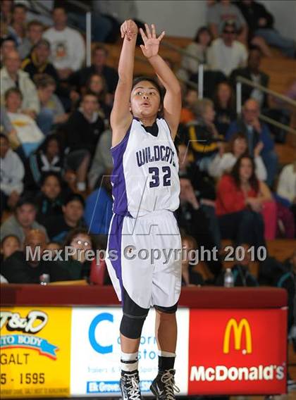 Thumbnail 2 in Pleasant Grove vs. Franklin (CIF SJS D1 Playoffs) photogallery.