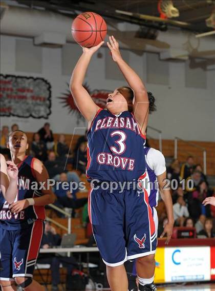 Thumbnail 3 in Pleasant Grove vs. Franklin (CIF SJS D1 Playoffs) photogallery.