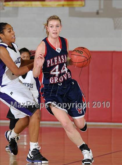 Thumbnail 3 in Pleasant Grove vs. Franklin (CIF SJS D1 Playoffs) photogallery.
