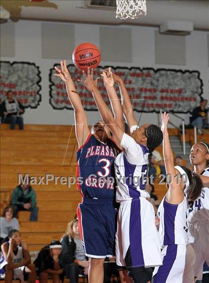 Thumbnail 3 in Pleasant Grove vs. Franklin (CIF SJS D1 Playoffs) photogallery.