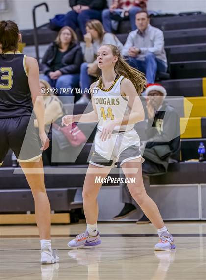 Thumbnail 3 in Rush-Henrietta @ Honeoye Falls-Lima photogallery.