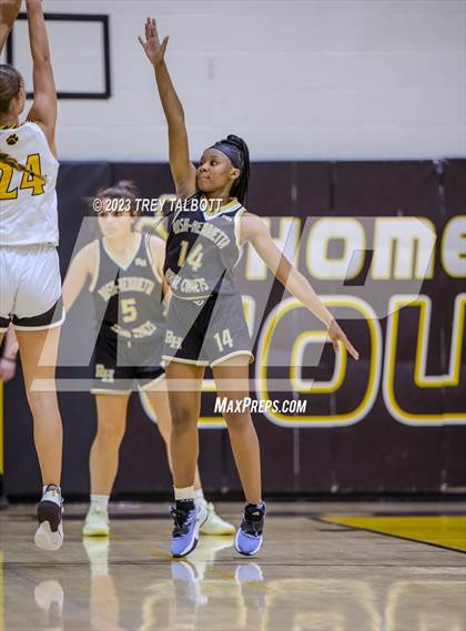 Thumbnail 1 in Rush-Henrietta @ Honeoye Falls-Lima photogallery.