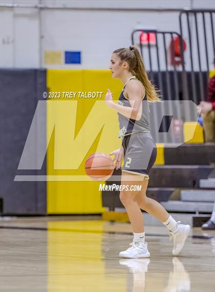 Thumbnail 1 in Rush-Henrietta @ Honeoye Falls-Lima photogallery.