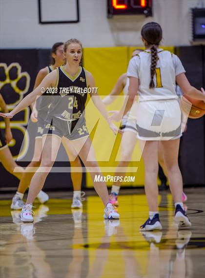 Thumbnail 3 in Rush-Henrietta @ Honeoye Falls-Lima photogallery.