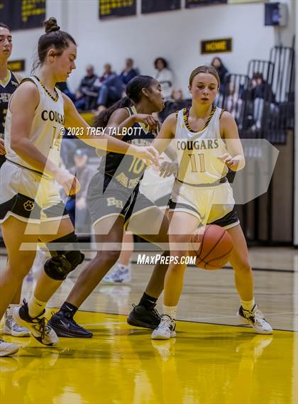 Thumbnail 1 in Rush-Henrietta @ Honeoye Falls-Lima photogallery.