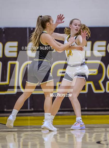 Thumbnail 3 in Rush-Henrietta @ Honeoye Falls-Lima photogallery.