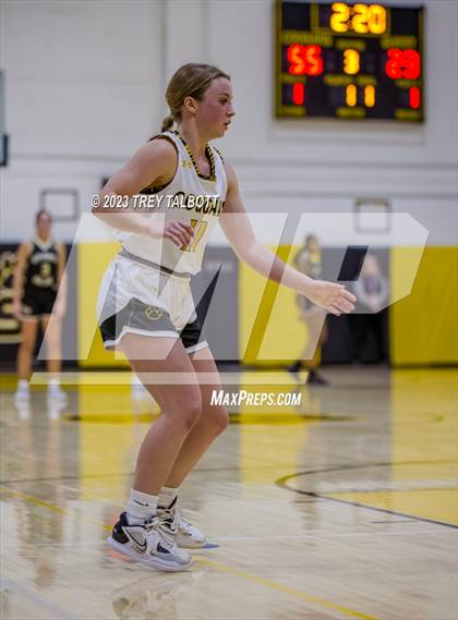 Thumbnail 3 in Rush-Henrietta @ Honeoye Falls-Lima photogallery.