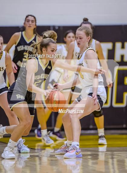 Thumbnail 3 in Rush-Henrietta @ Honeoye Falls-Lima photogallery.